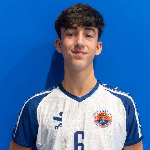 Mattia Stella, prima maglia